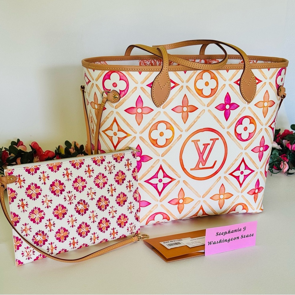 LOUIS VUITTON BRAND NEW BY THE POOL COLLECTION NEVERFULL and POUCH CORAL 🩷🧡🩷